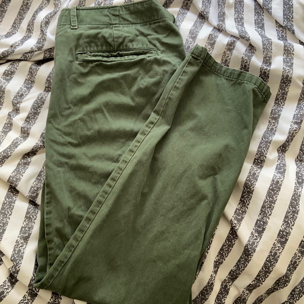 Men’s Gap chinos